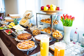 Buffet di frutta e colazione