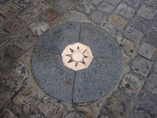 雨後ノートルダム寺院道路起点