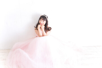 スポーツウェアを着た若い女性 © maroke