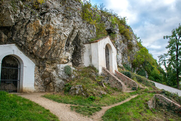 Obraz premium the way of the cross in Mikulov in the Czech Republic leading to the holy hill to the chapel of St. Sebastian, Stations of the Cross