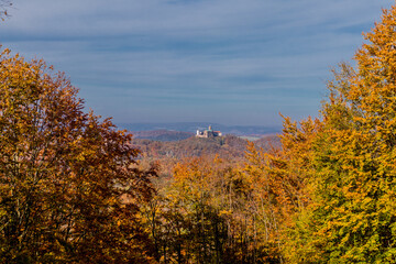 Fototapeta premium Herbstspaziergang rund um die Wartburgstadt Eisenach am Rande des Thüringer Waldes - Thüringen