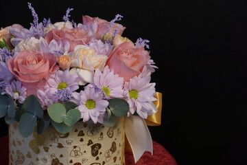 Always beautiful flowers and bouquets. Roses and chrysanthemums. For a great mood.