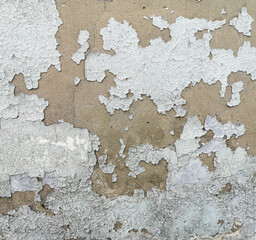 White cracked paint on the wall