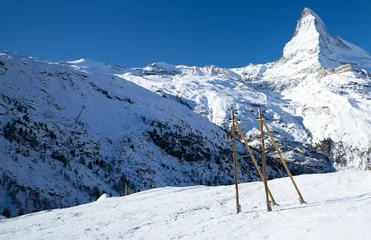 Fotobehang Matterhorn, Zermatt, Skiing, Winter Hiking, magical Landscampe of Zermatt,  Glacier Paradies, Riffelberg, Furi, Rothorn, Monta Rosa, Dufourspitze,Visp, Sunnegga, Gornergrat, Randa, Tasch, Zmutt, Liska © nurten