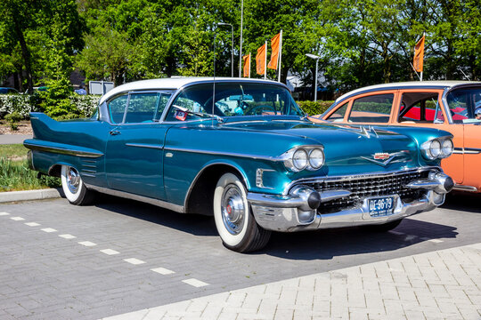 1958 Cadillac Coupe De Ville Classic Car