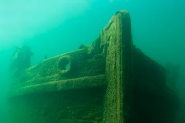 Fototapete Schiffswrack The bow of the Bermuda shipwreck found in Murray Bay near Grand Island Munising