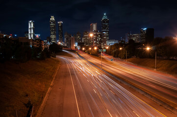 Fototapeta na wymiar Atlanta skyline over bridge