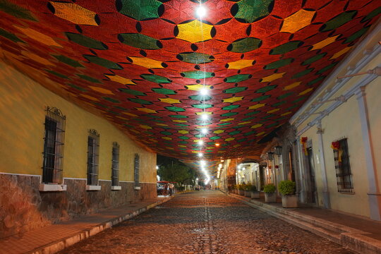 Tejido a mano Etzatl&aacute;n,  Jalisco, M&eacute;xico.