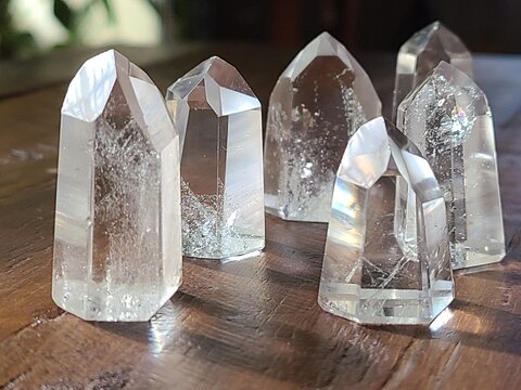 Clear quartz points, quarts crystals
