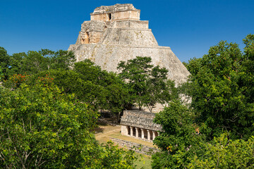 Fototapeta na wymiar The Pyramid of the Sorcerer, main building of the ancient mayan city of Uxmal in Yucatan, Mexico