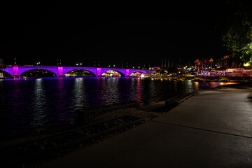 Fototapeta premium Lake Havasu City in the evening. 