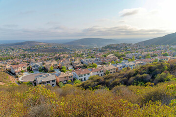 Residential area with cul-de-sac near the bottom of the slope near the Double Peak Park