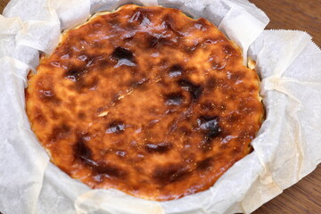 バスクチーズケーキ