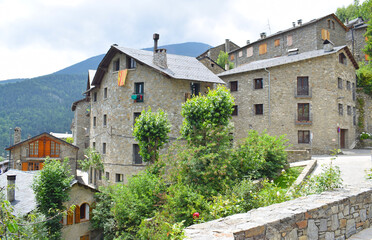 Calles y casas de Queralbs, Barcelona España
