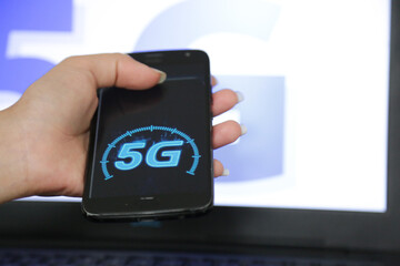 A Agência Nacional de Telecomunicações o leilão do 5G - a nova geração de internet móvel.