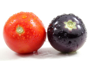 Red and violet tomatoes