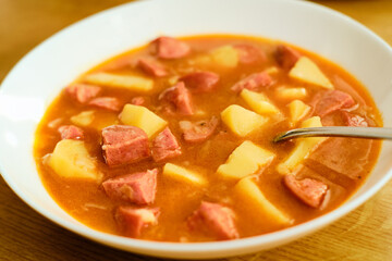 Czech burtgulas soup