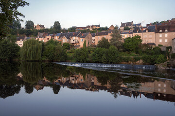 Le chemin, aventure pédestre en images sur les grands chemins de randonnées en France et en Europe.