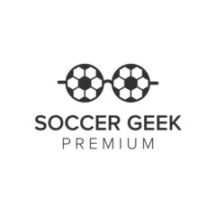 Obraz premium soccer geek logo icon vector template