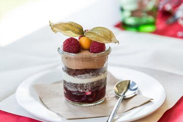Schwarzwälder-Kirschtorte im Glas