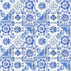 Tapeten Aquarell blaues Porzellan nahtlose Muster, holländische Keramikfliesen Ornament. Alte handgezeichnete rustikale Blumenmotive. Stilisierte Blumen auf einem Hintergrund in Zellen. © Iryna