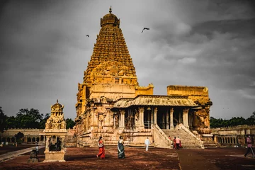 Stickers pour porte Lieu de culte Le grand temple de Tanjore ou temple Brihadeshwara a été construit par le roi Raja Raja Cholan à Thanjavur, Tamil Nadu. C& 39 est le temple le plus ancien et le plus haut d& 39 Inde. Ce temple inscrit au patrimoine de l& 39 UNESCO