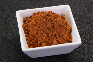 Cocoa powder in the bowl