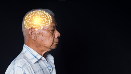 Dementia in senior people. Memory loss. Awareness of Alzheimer's, Parkinson's disease, stroke, seizure, or mental health. Neurology and Psychology care. Science and medicine concept - obrazy, fototapety, plakaty