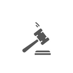 Thin line judge hammer icon. Linear gavel vector isolated on white. Judgement hammer icon in flat style. For auction hammer, judge logo, gavel bid, court sign and law symbol. Outline judge hammer icon