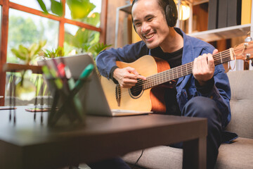 Obraz premium singer Artist working to record a sound and live streaming online communication, working from home