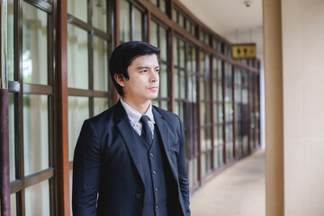 Fototapeta premium portrait man smart business person lifestyle, professional executive businessman in suit at office