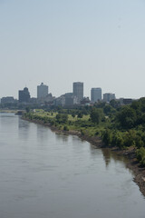 Fototapeta na wymiar Memphis, TN cityscape reflecting on the water.