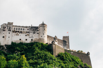 Fototapeta na wymiar Salzburg castle - city views