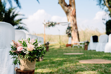 Exquisite floral decoration in the hallway of a civil wedding area.