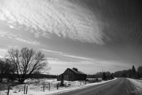 Abandoned barn in Cheboygan, Michigan in the winter.