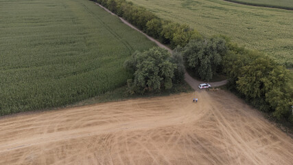 Obraz premium Luftaufnahme Feld