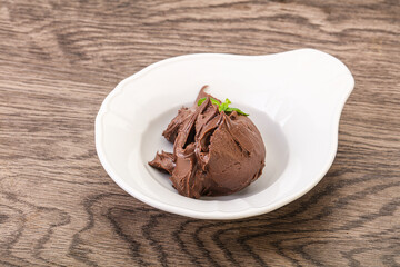 Chocolate spread with nazelnut