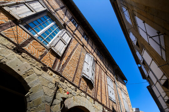 Architecture view in Lautrec roads