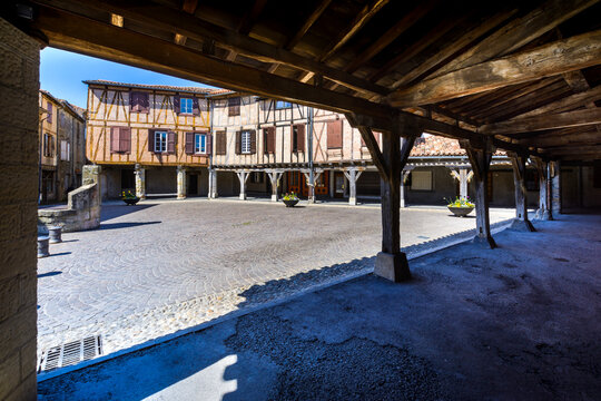 Central place of Lautrec Village