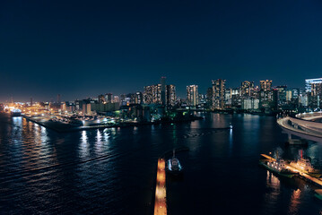 Naklejka premium レインボーブリッジから臨む品川の夜景