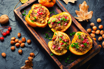 Quince stuffed with meat