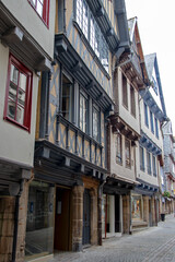 Fototapeta na wymiar Morlaix. Rue du centre historique de la ville. Finistère. Bretagne 