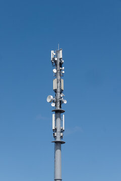 Antenne relais en ville - Guyane française