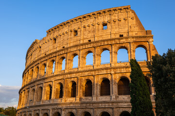 Fototapeta na wymiar Sunset at the Colosseum in Rome
