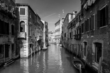 Naklejka premium narrow canals in the old city center of Venice