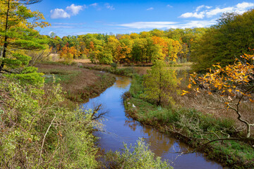 Fototapeta na wymiar Hendrie Park Valley trail across the marsh during autumn, Burlington Ontario
