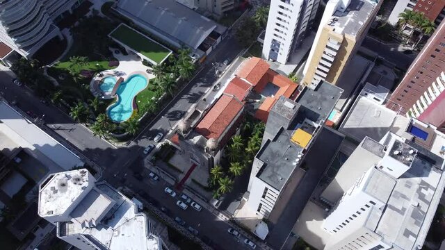Vista aerea de drone da igreja do L&iacute;bano em Fortaleza