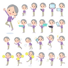 スマートフォンなどのデジタル機器を持つジャージ高齢女性のセット