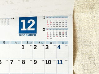 壁掛けカレンダー_12月にめくる_正面アップ