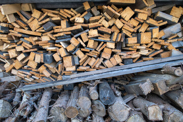 Holzstapel, ein Vorrat, Feuerholz